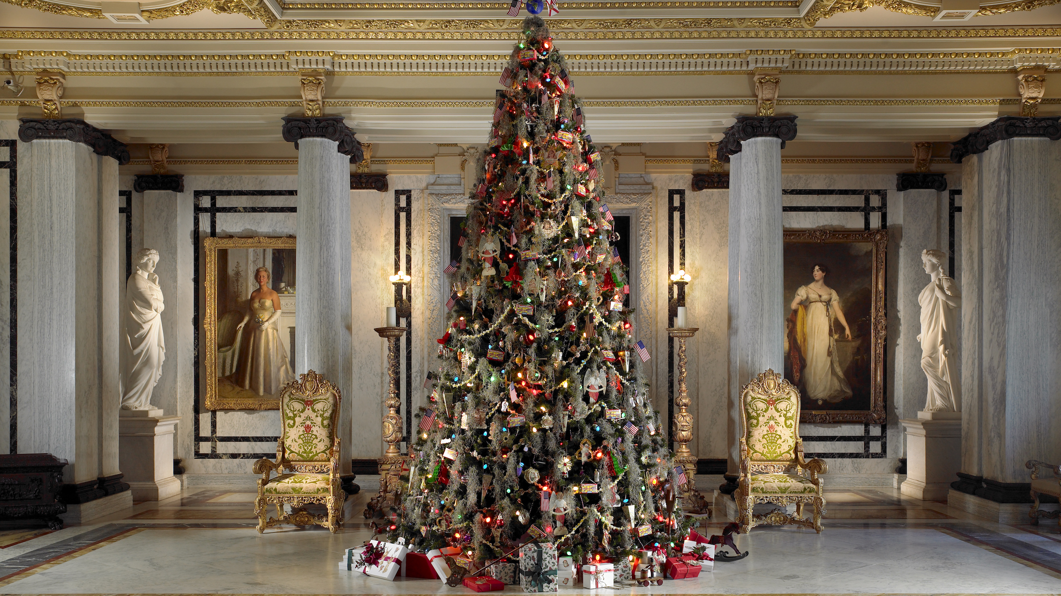 Flagler Museum Grand Hall Christmas Tree head on RGB360dpi